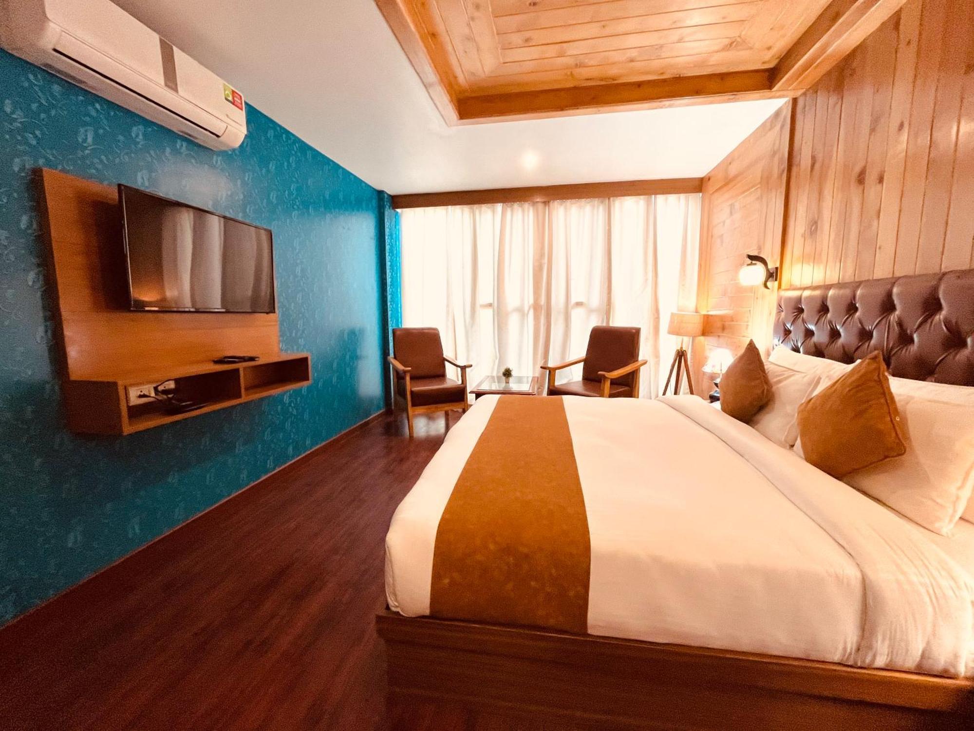 Tata Vista Resort Mall Road Manali - Centrally Heated & Air Cooled Kültér fotó