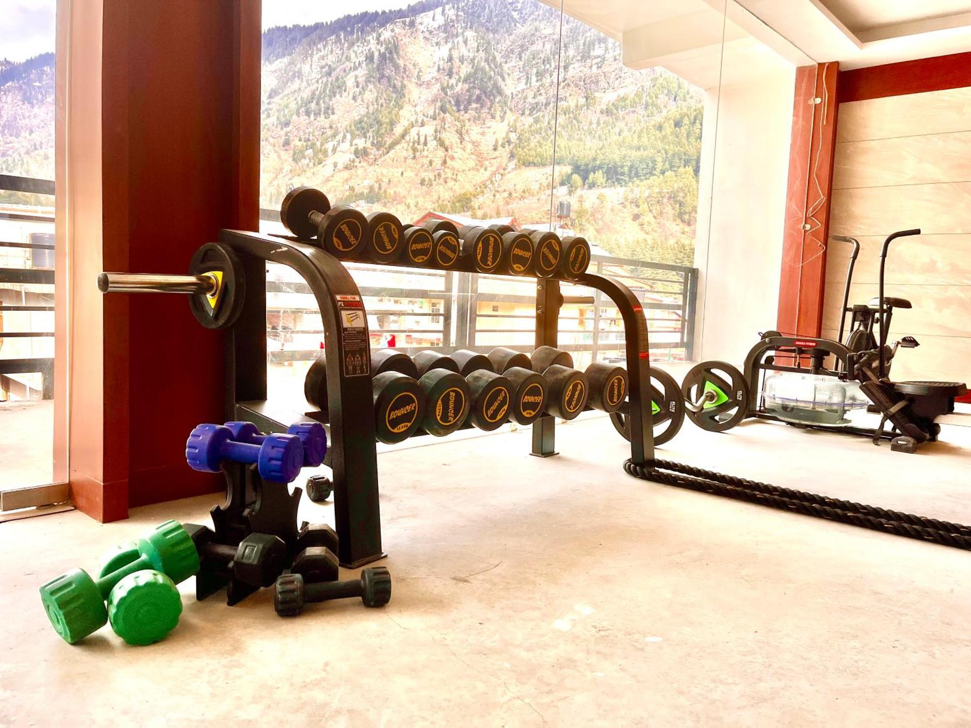 Tata Vista Resort Mall Road Manali - Centrally Heated & Air Cooled Kültér fotó