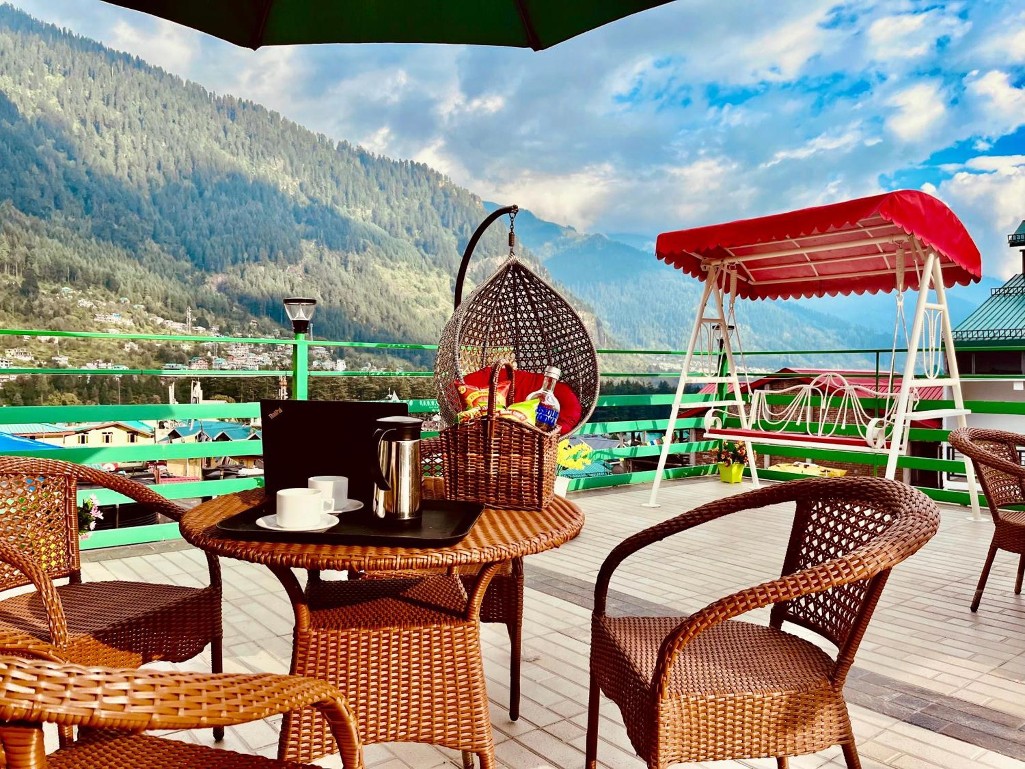 Tata Vista Resort Mall Road Manali - Centrally Heated & Air Cooled Kültér fotó
